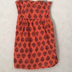 Cute! Strapless coral dress